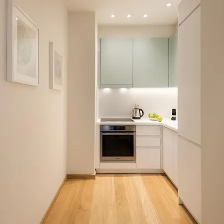 Apartamento Serene City-center Penthouse In Prominent Location *
