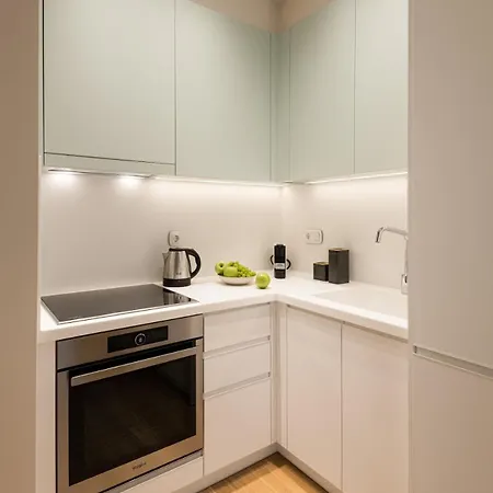 Serene City-center Penthouse In Prominent Location Apartament *